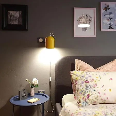 Quiet Ap 15'walk From Historical Old Town *