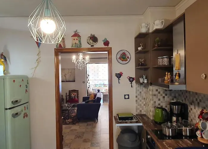 Quiet Ap 15'walk From Historical Old Town شقة