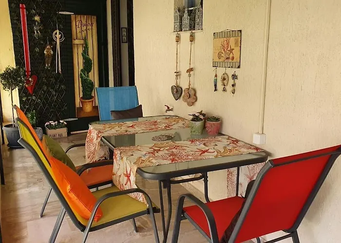 Quiet Ap 15'walk From Historical Old Town شقة نافبليو