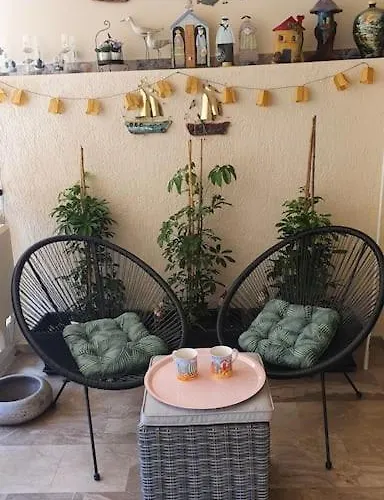 Quiet Ap 15'walk From Historical Old Town نافبليو