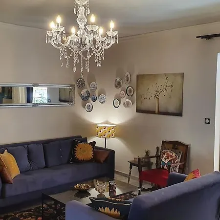 Quiet Ap 15'walk From Historical Old Town 아파트 *