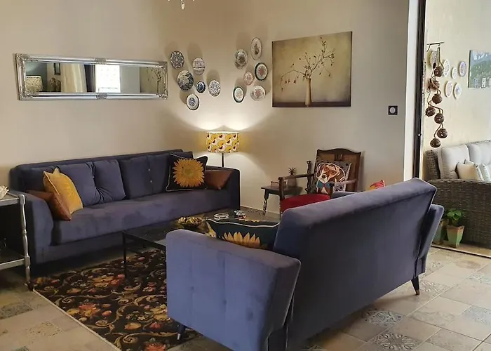 Quiet Ap 15'walk From Historical Old Town